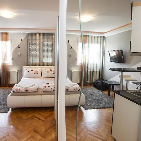 Star Apartment Belgrade Extérieur photo